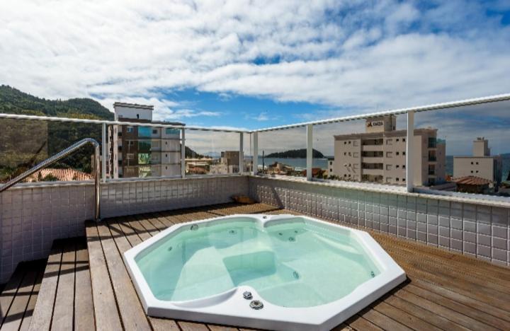 Cobertura com Jacuzzi privativa photo 1