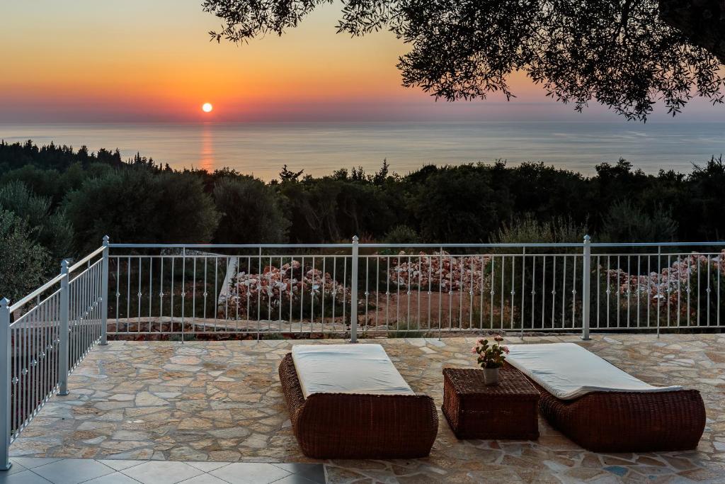 Fiscardo Luxury Stone Villa Alex ,with sunset view! photo 4