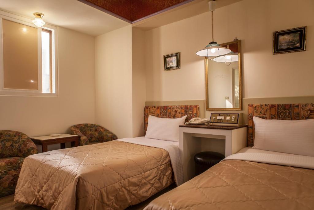 Good Hotel photo 4