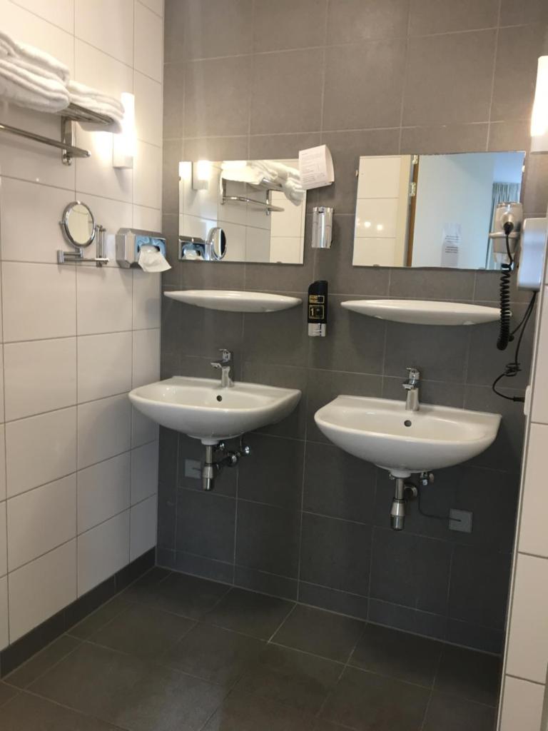 Трехместный (Трехместный номер), Het Hart van Weesp