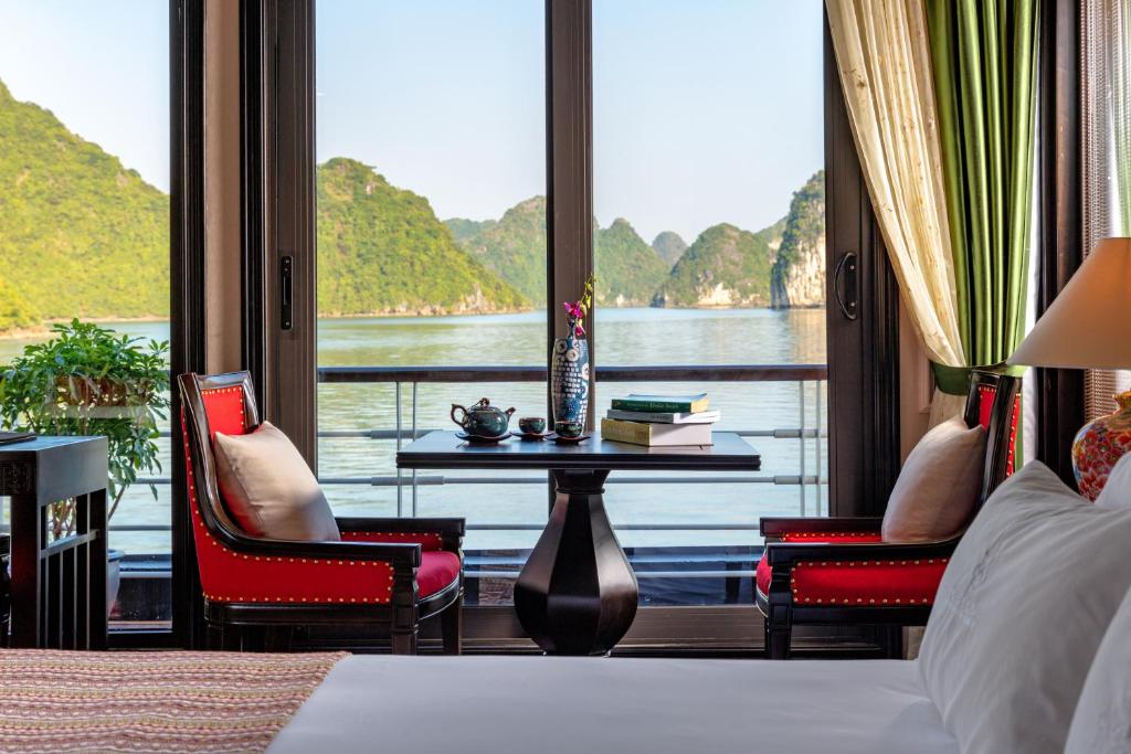 Orchid Premium Cruises Ha Long Bay