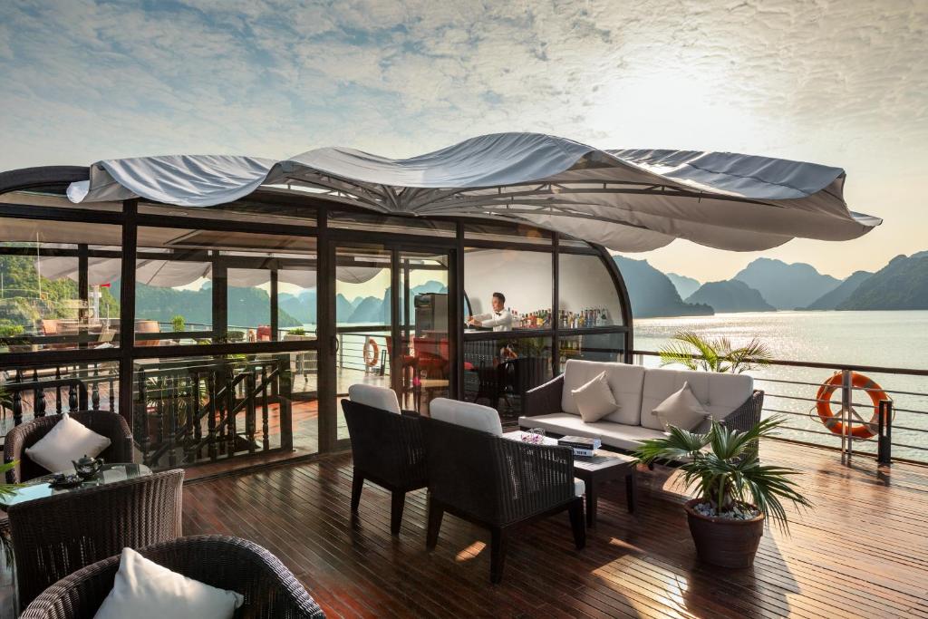 Orchid Premium Cruises Ha Long Bay