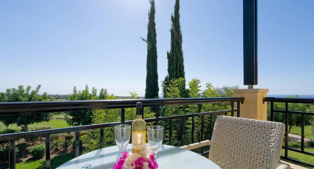 1 bedroom Apartment Nesoi with sea and golf views, Aphrodite Hills Resort photo 3