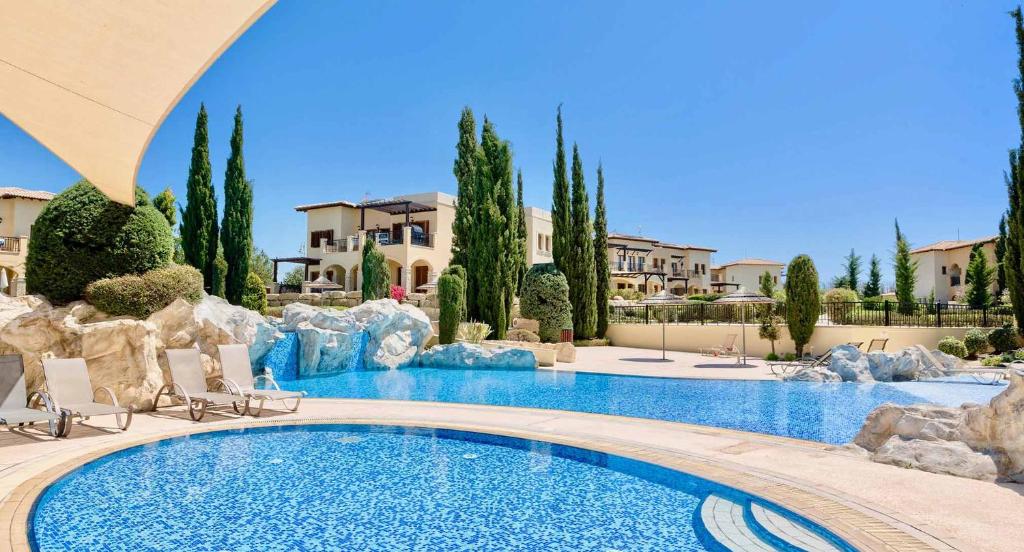 2 bedroom Apartment Thalassa with sea and sunset views, Aphrodite Hills Resort photo 1