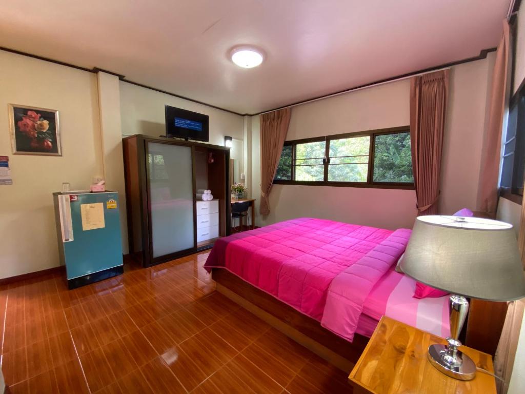 Yayee Homestay photo 4