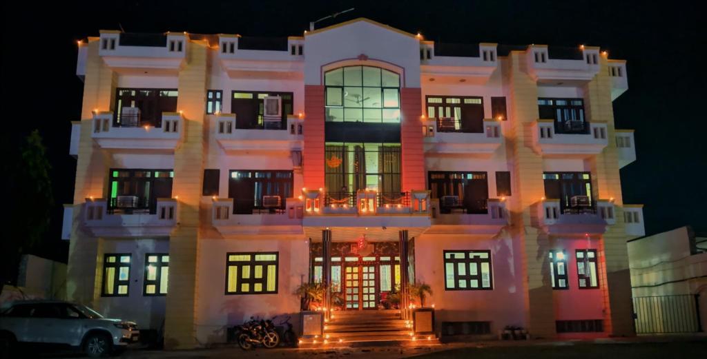 Hotel Narayan Palace photo 1
