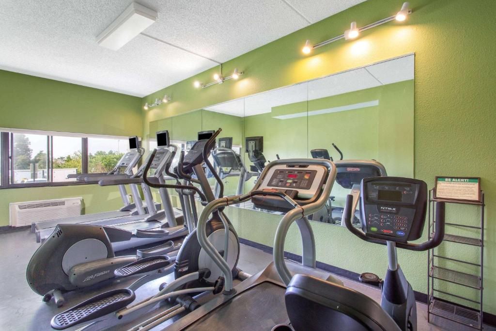 Days Inn by Wyndham Absecon Atlantic City Area photo 4