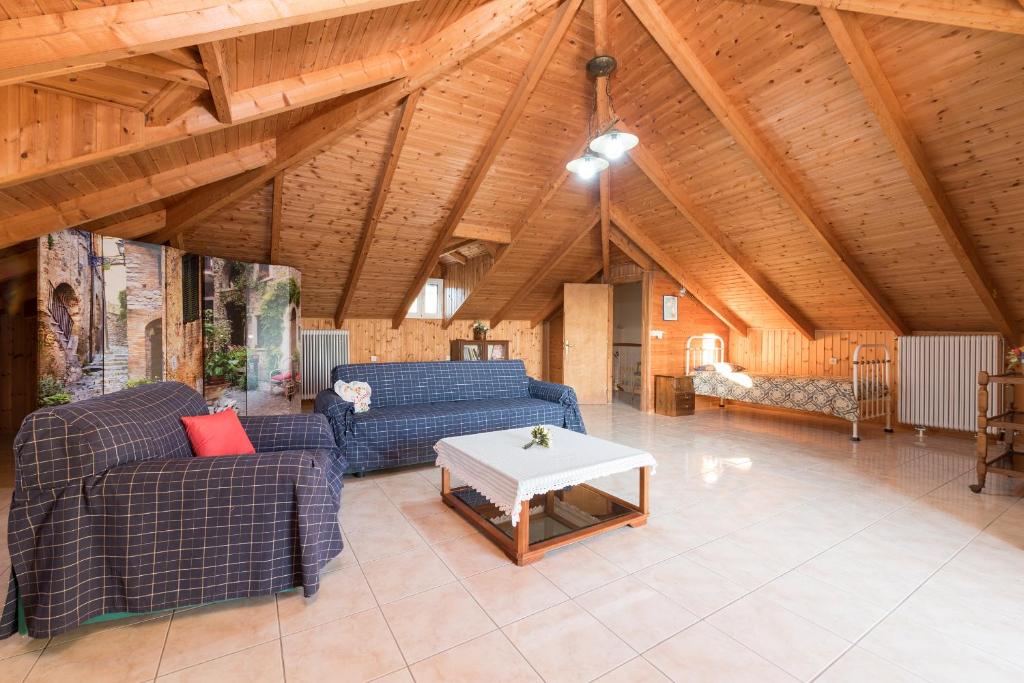 Sunset House photo 4