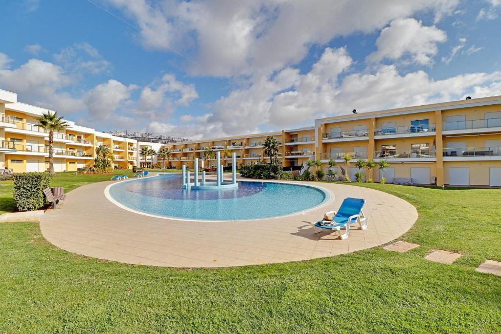 Albufeira Paradise with Pool by Homing photo 1