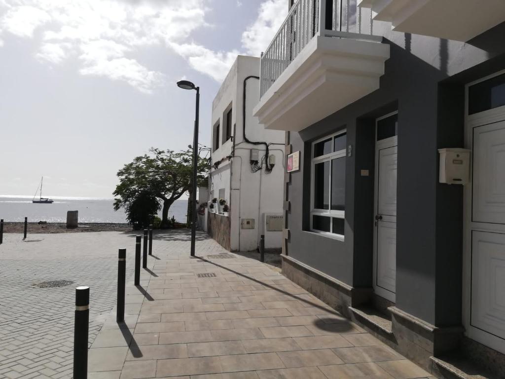 LA ORILLA BEACH HOUSE photo 2