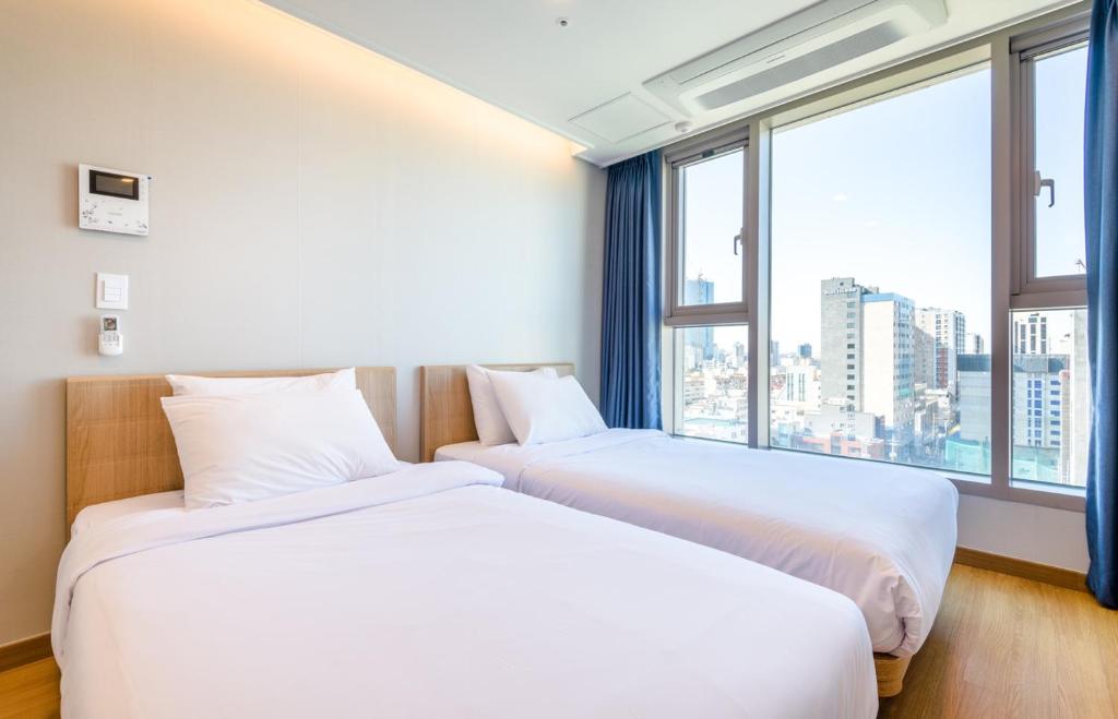Hi Residences photo 1
