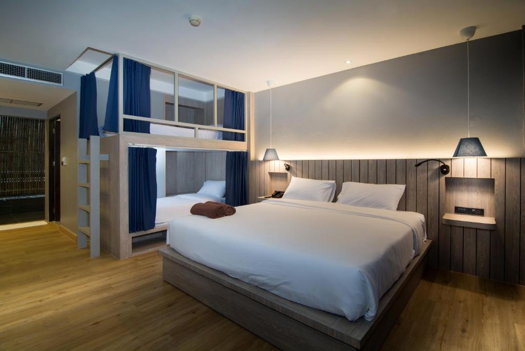 Семейный (Семейный номер Делюкс (для 2 взрослых и 2 детей)), Baan Karon Resort