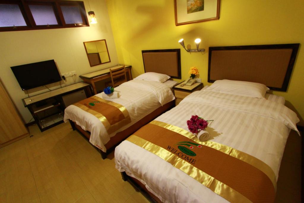 SIX VILLA INN photo 1