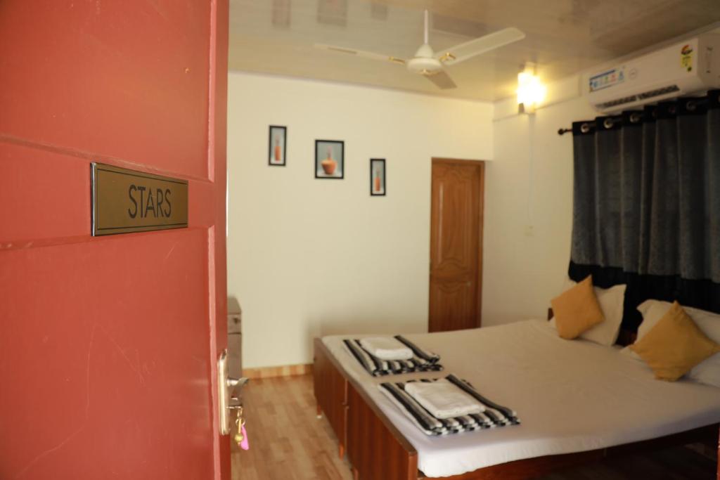 Baywatch Beach Resort photo 3