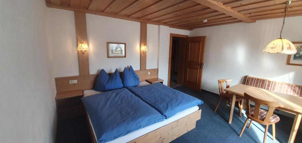Pension Appartements Via Claudia photo 4