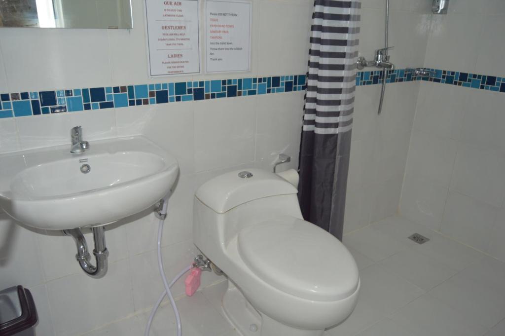 Askara Guest House - Hostel - Tap to explore photos