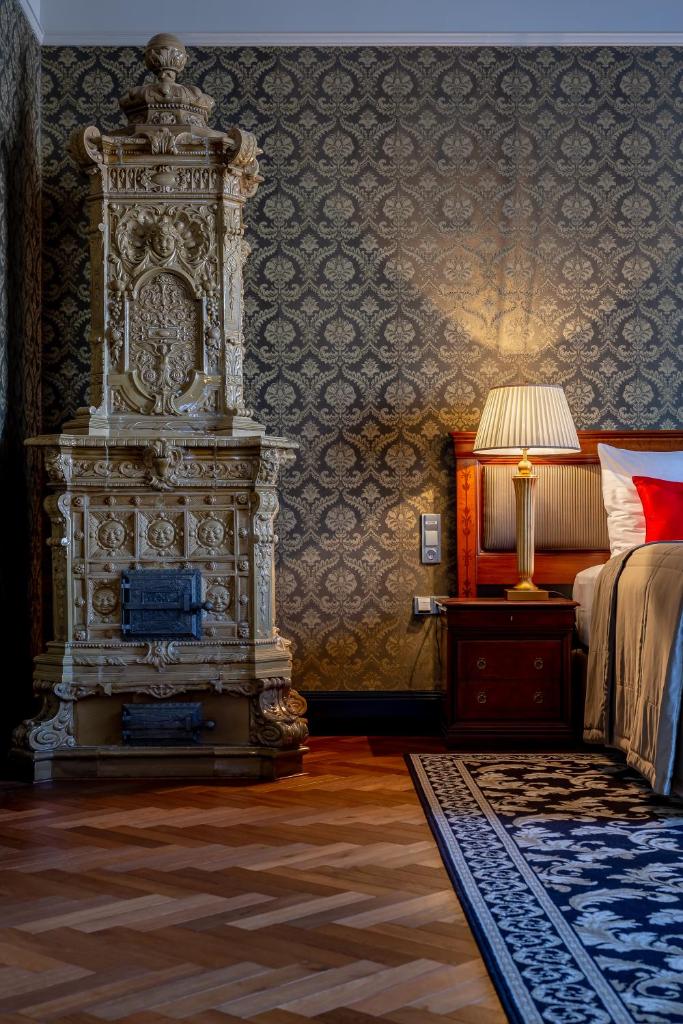 Апартаменты (Апартаменты с доступом к оздоровительному центру), Отель Grandhotel Pupp