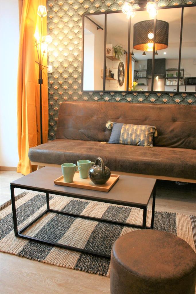 Superbe studio entre le port et le centre ville - LIT KING-SIZE, WiFi & NETFLIX gratuit photo 2