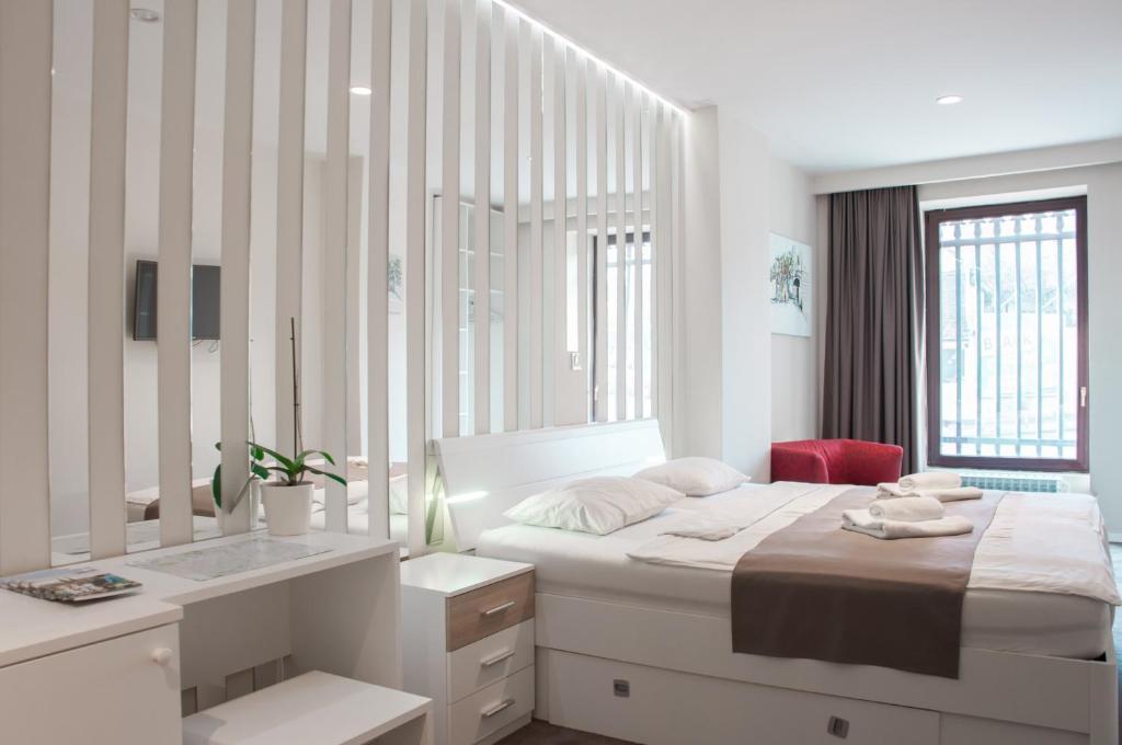B&B Schlosser photo 2