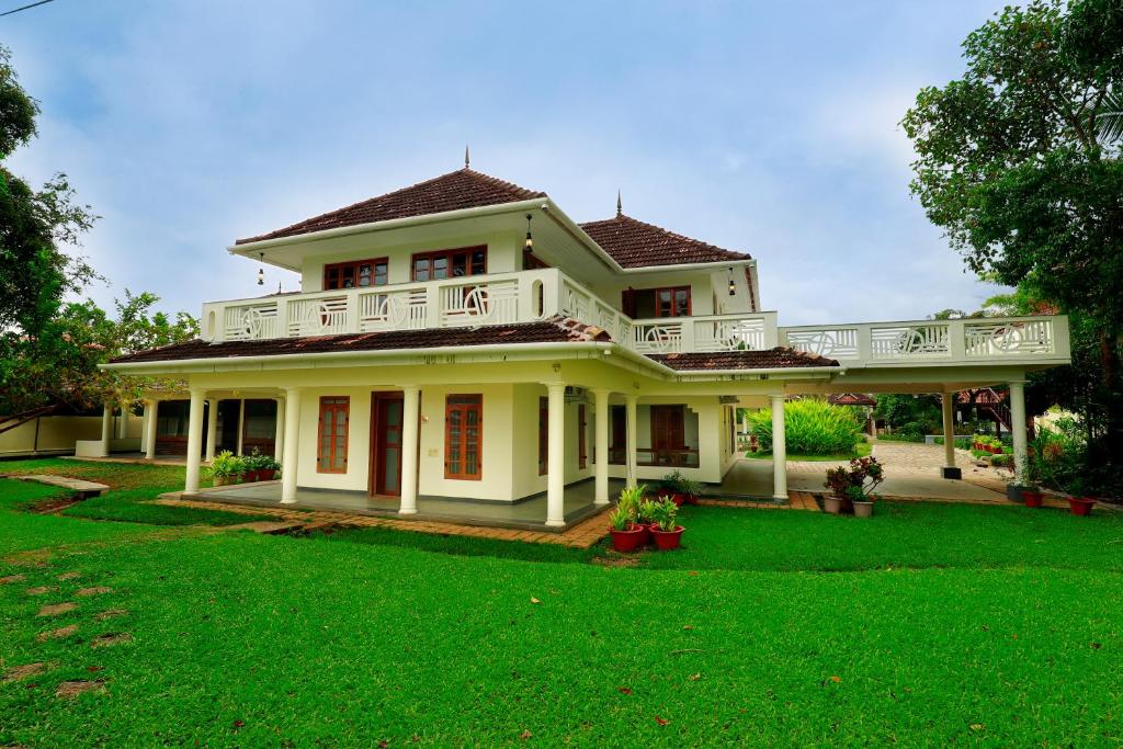 Triveny River Palace photo 2