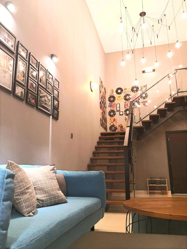 Baby & kids friendly, JB CIQ, Romantic Duplex photo 3