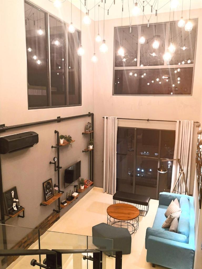 Baby & kids friendly, JB CIQ, Romantic Duplex photo 4