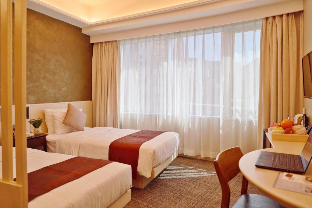 Двухместный (Pacific Premier Twin Room), South Pacific Hotel