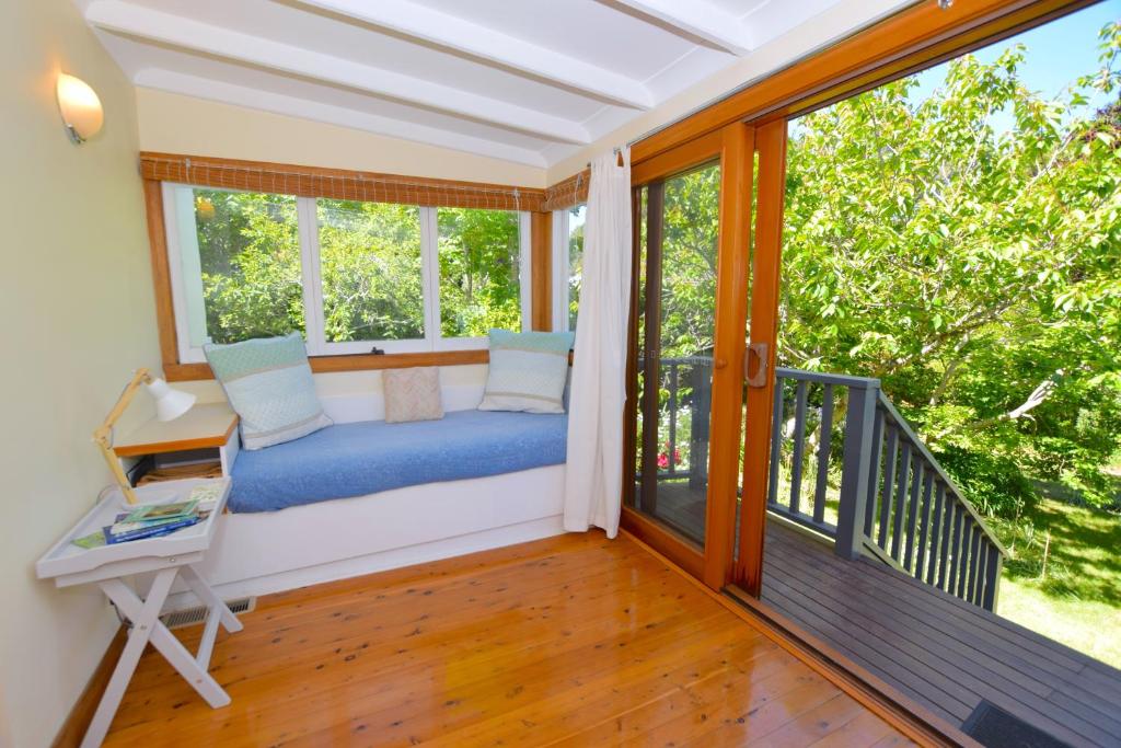 Mintie Cottage on Leura Mall photo 4