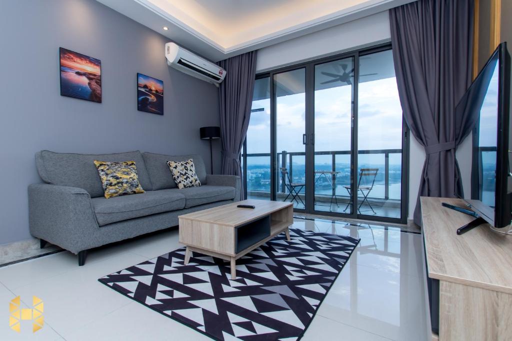 R&F Princess Cove CIQ Premium Sea View Suites by NEO