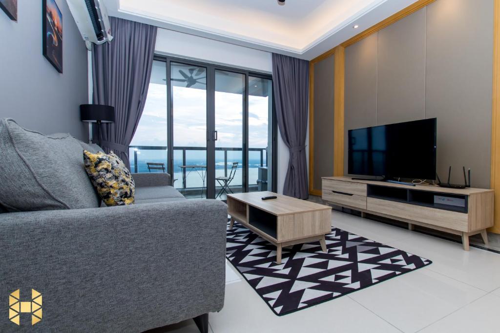 R&F Princess Cove CIQ Premium Sea View Suites by NEO photo 4