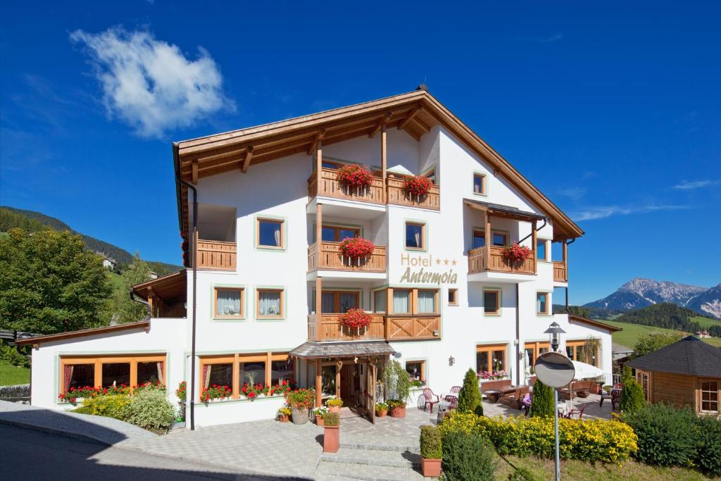 Hotel Antermoia photo 2