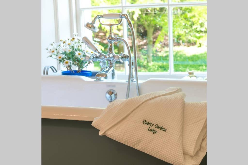 Quarry Gardens Lodge photo 2