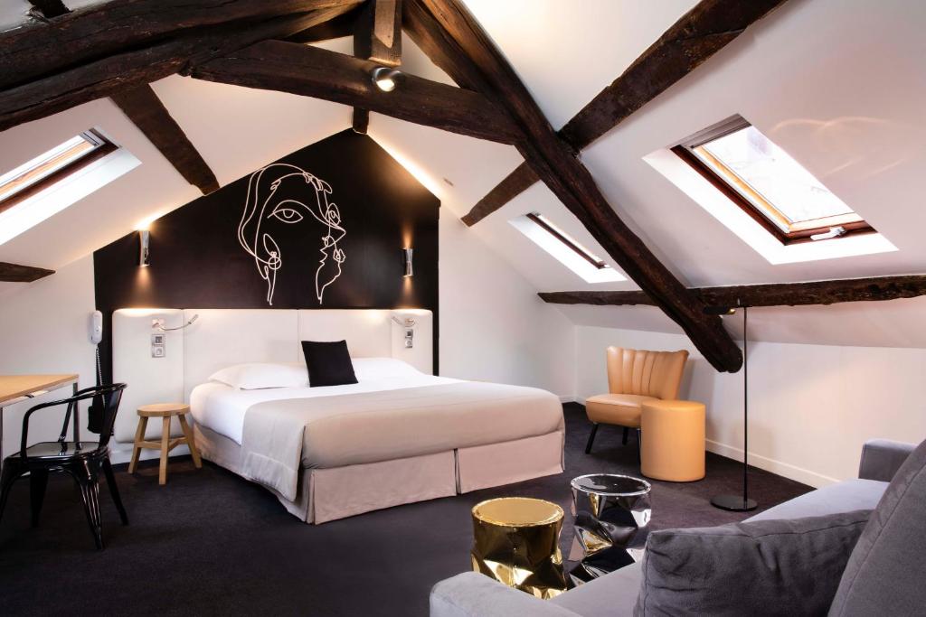 Четырехместный (Четырехместный номер), Hôtel Montparnasse Saint Germain