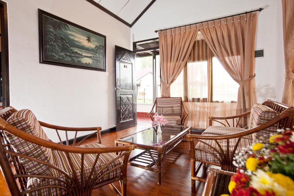Hotel Sibayak Internasional photo 4