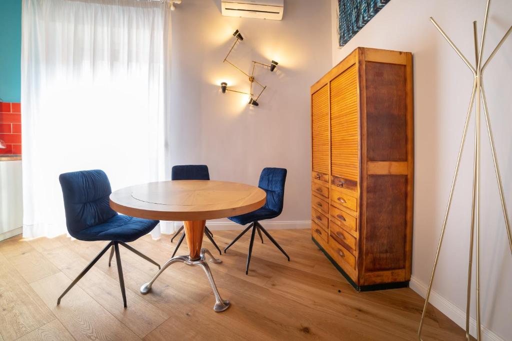 Design Apartment Next Sorbillo on Tribunali photo 2