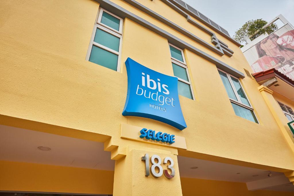 ibis budget Singapore Selegie photo 2
