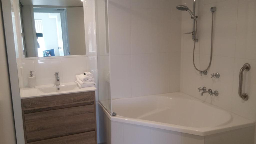Apollo Luxury Apartments photo 1