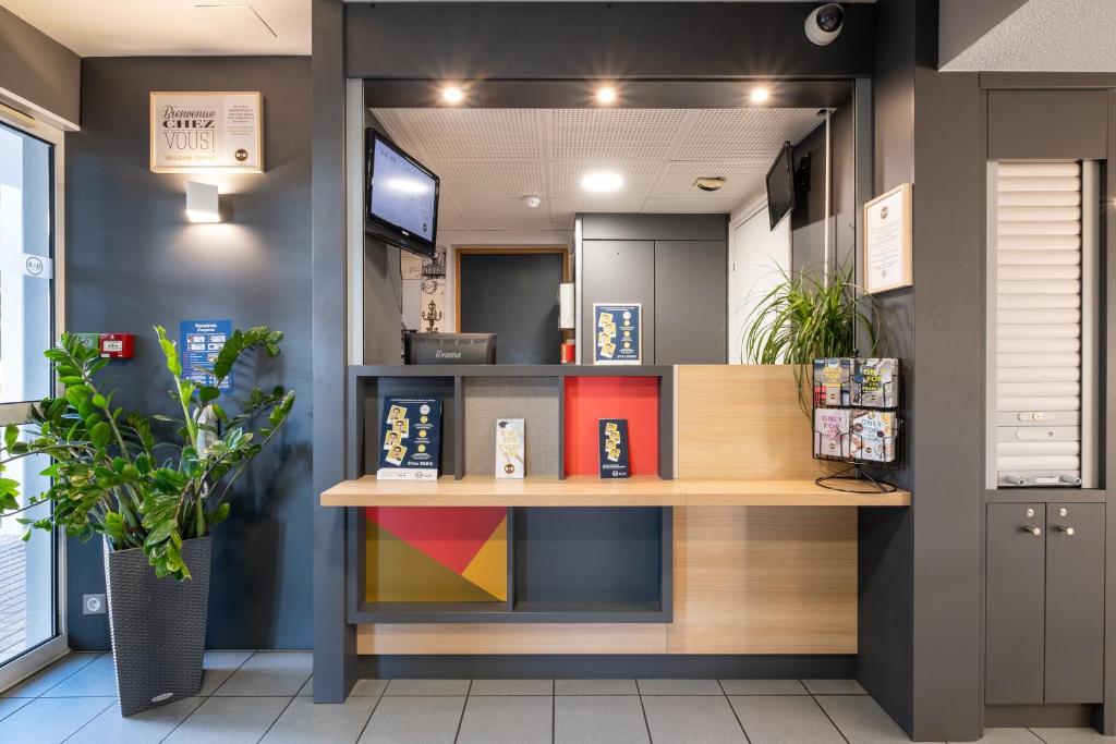 B&B HOTEL Lille Seclin photo 2