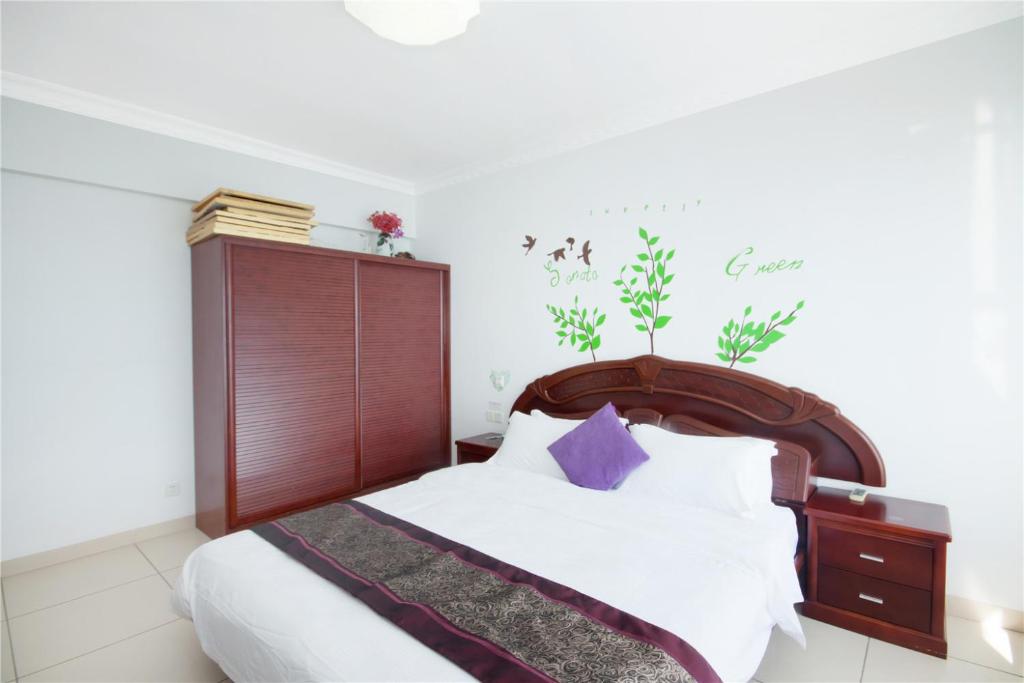 Апартаменты (Four-Bedroom Apartment (8 Adults) with Sea View- Mainland China only), Sanya Qingjinghaiwan Apartment
