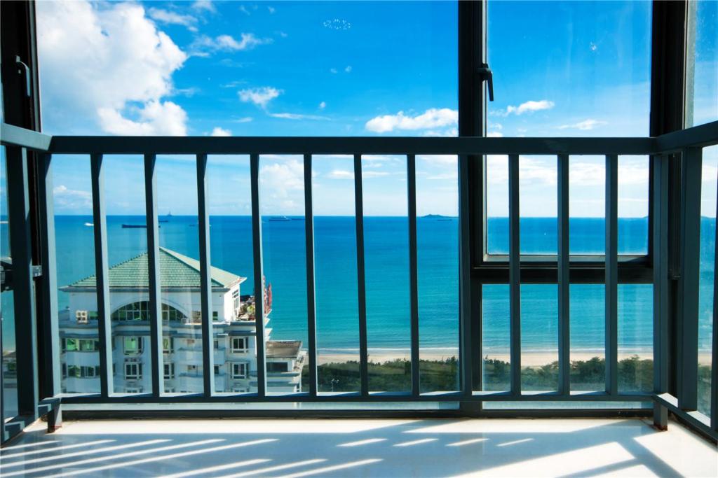Апартаменты (Four-Bedroom Apartment (8 Adults) with Sea View- Mainland China only), Sanya Qingjinghaiwan Apartment