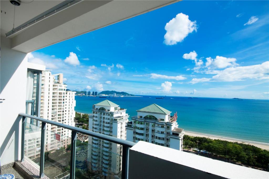 Апартаменты (Four-Bedroom Apartment (8 Adults) with Sea View- Mainland China only), Sanya Qingjinghaiwan Apartment