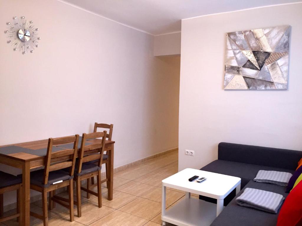 Cosy flat with excellent location in Valencia! photo 4