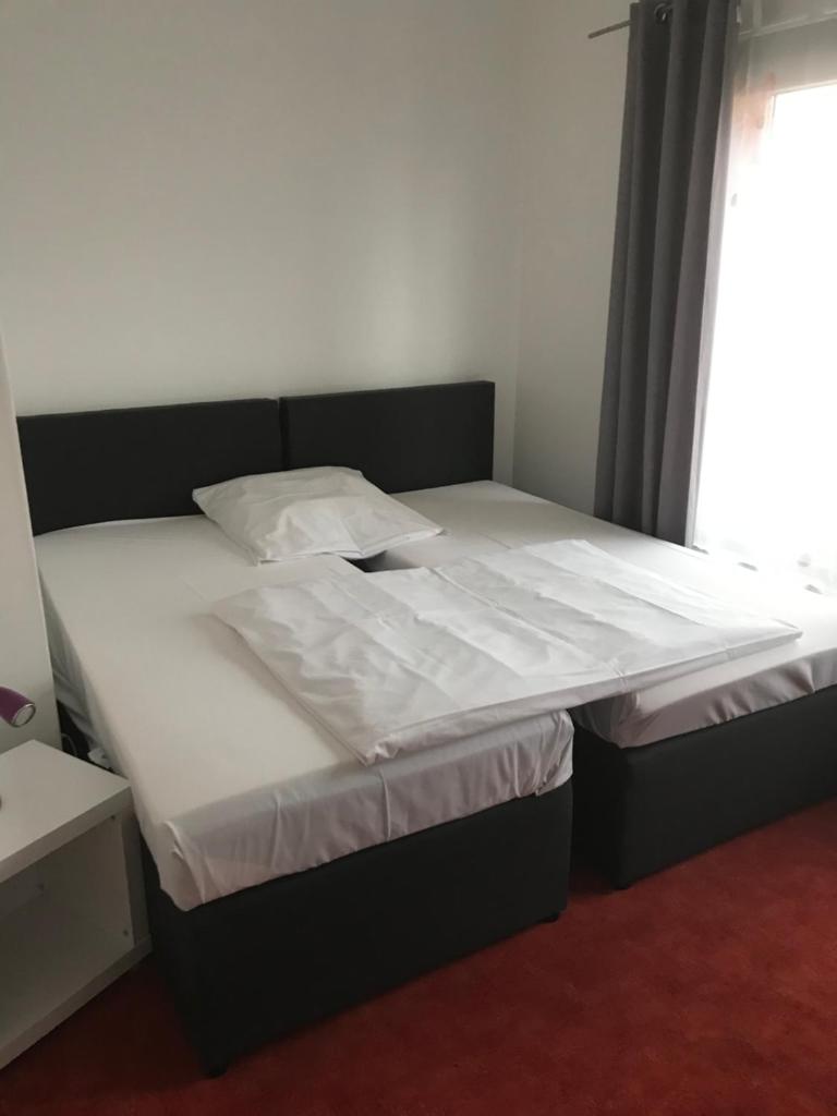 Hotel Zum Weinberg photo 4