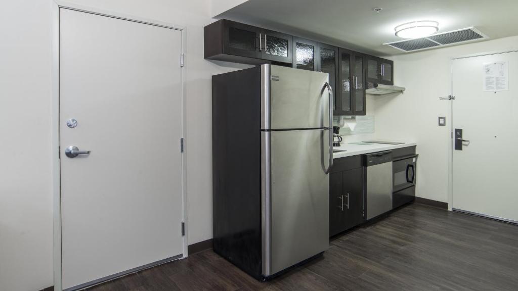 Candlewood Suites - Queretaro Juriquilla, an IHG Hotel photo 2