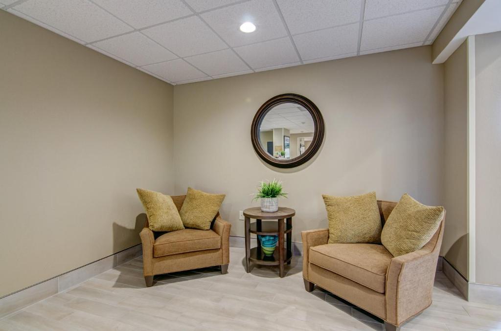 Candlewood Suites Richmond - West Broad, an IHG Hotel photo 3