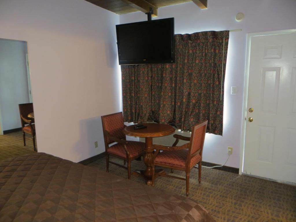 Двухместный (Номер с кроватью размера «king-size» - Для курящих), Park Cienega Motel