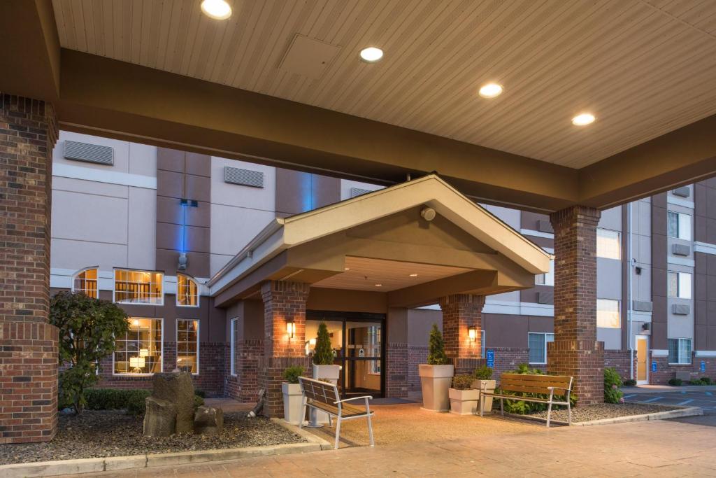 Holiday Inn Express Spokane-Valley, an IHG Hotel photo 4