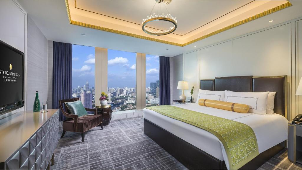 Сьюит (1 King Bed 1 Bedroom Suite Living Area), InterContinental Shanghai Puxi