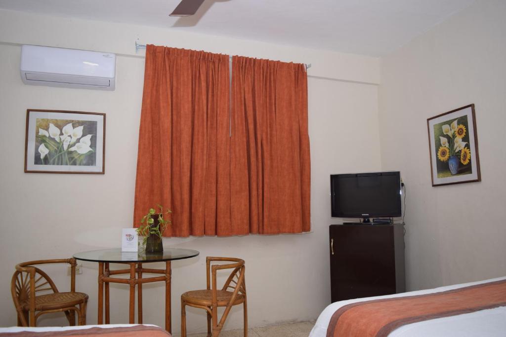 Сьюит (Люкс (для 4 взрослых)), Hotel Suites Le Monde