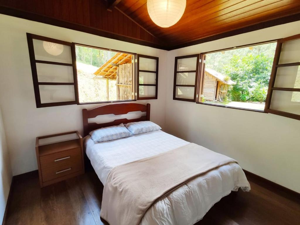Linda casa em Visconde de Mauá perto da cachoeira photo 3